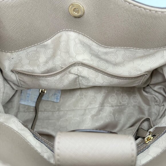 Michael Kors Taupe Saffiano Leather Satchel Hand/Shoulder Bag Large w/Gold Lock - Picture 9 of 15